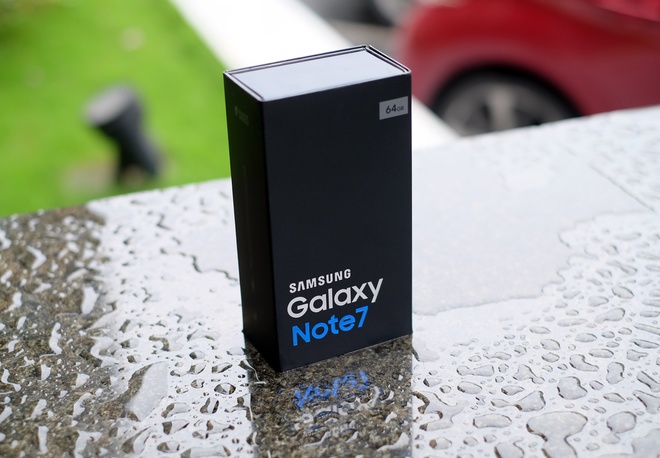 Mở hộp Galaxy Note 7 sắp bán ở Việt Nam