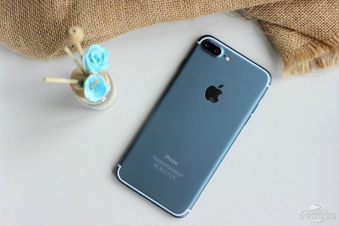 Ảnh thực tế iPhone 7 Plus camera kép màu đen